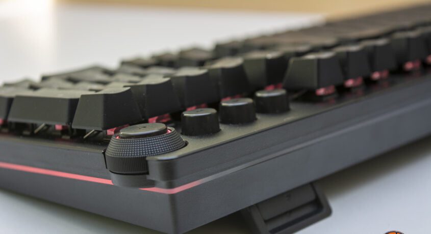 Razer Huntsman V2 Analog – Review