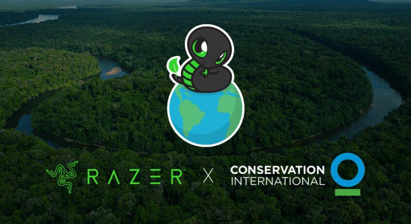 SNEKI SNEK, MASCOTA RAZER, SĂRBĂTOREȘTE SALVAREA A 1 MILION DE ARBORI