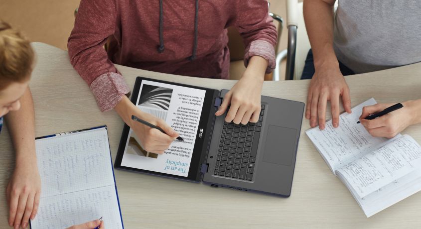 ASUS anunță „ASUS Learn and Compete 2024”