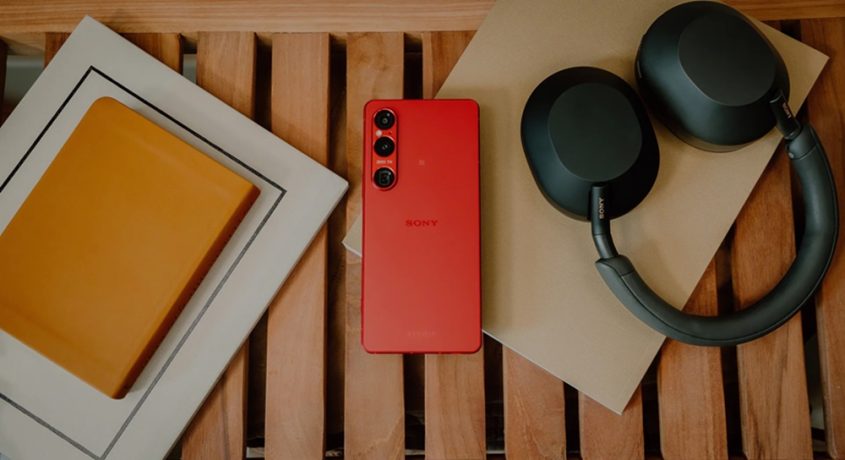 Noua nuanță de culoare Scarlet Red pentru Sony Xperia 1 VI